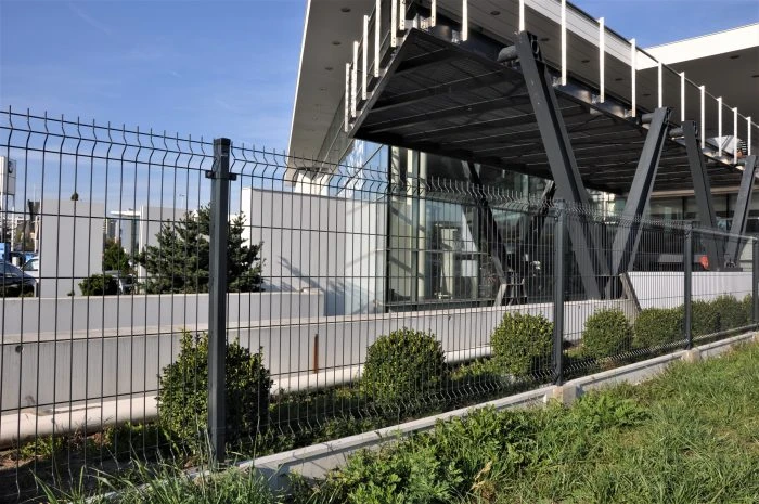3D plotové panely 1230x2500 mm drát 4 mm 51 drátů grafit RAL 7016 (50 ks) 000-486 (3)
